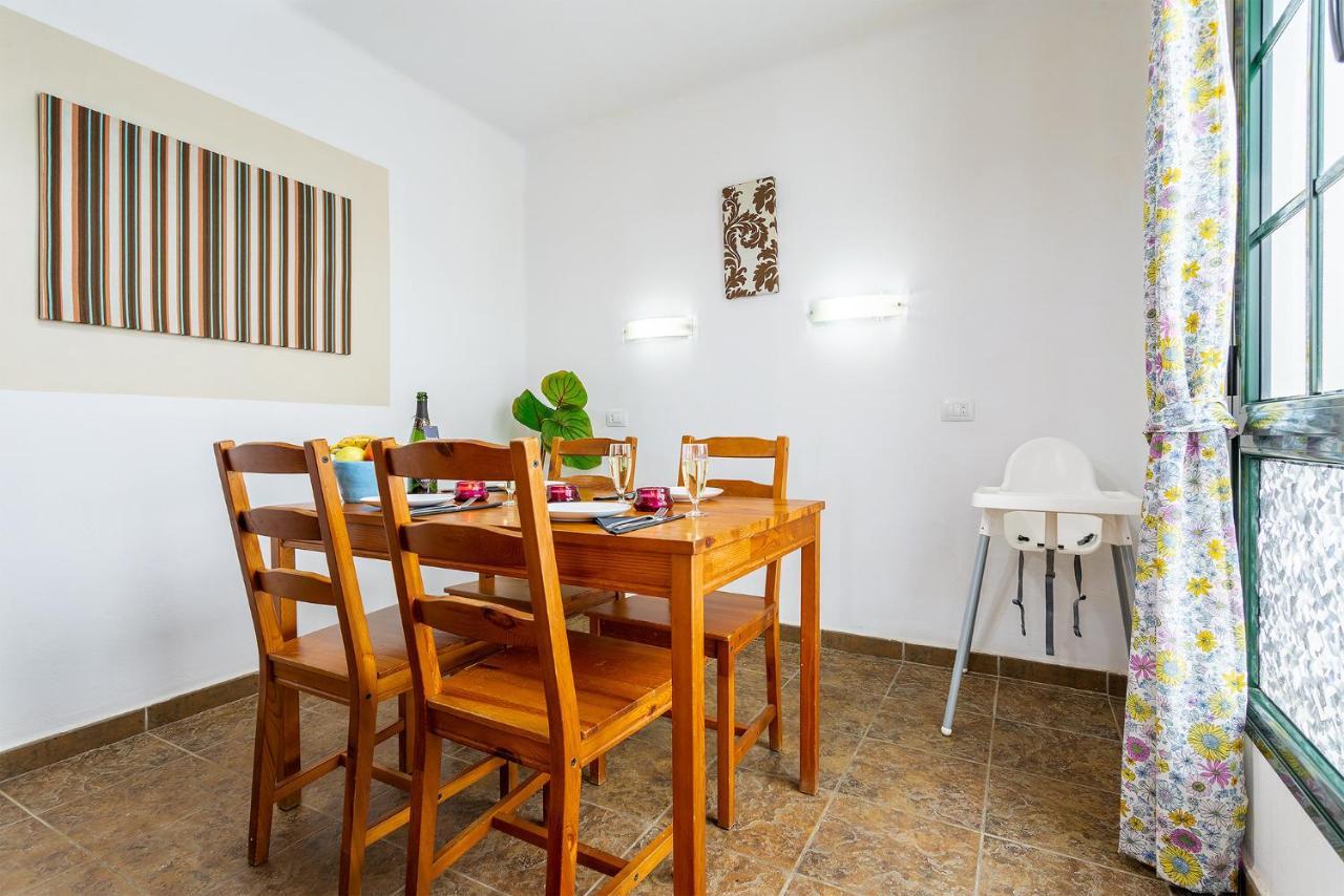 Casa Lili - Shared Pool - Close To Seafront Promenade - Sea Views From Upper Terrace Punta Mujeres Exterior foto